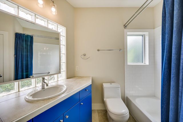 2822 Wooldridge DR B, Austin, TX 78703