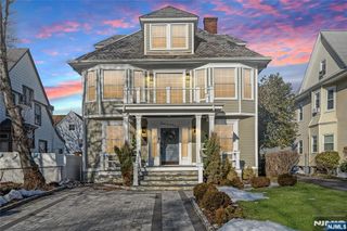 449 Park Avenue, Orange, NJ 07050