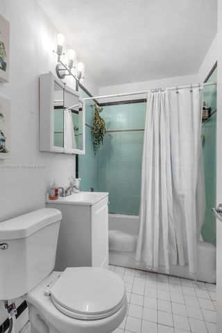 2615 Collins Ave 21, Miami Beach, FL 33140