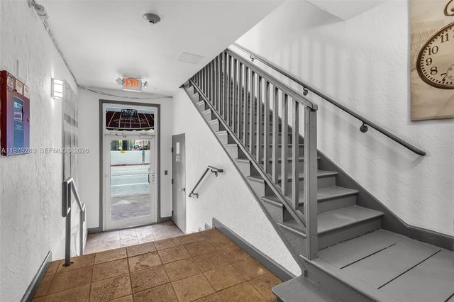 2615 Collins Ave 21, Miami Beach, FL 33140