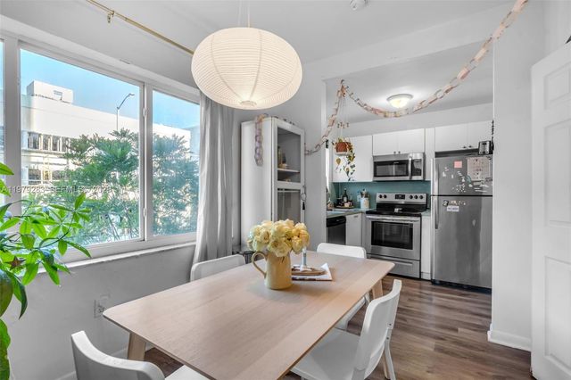 2615 Collins Ave 21, Miami Beach, FL 33140