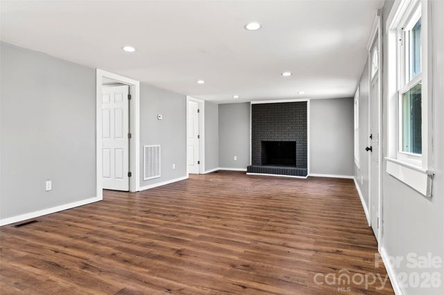 90 Ebenezer Road, Old Fort, NC 28762