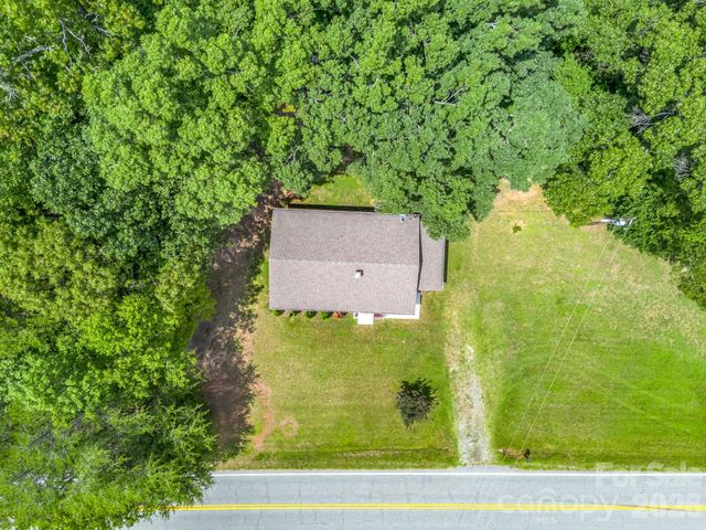 617 Harris Henrietta Road, Forest City, NC 28043