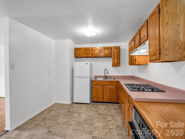 617 Harris Henrietta Road, Forest City, NC 28043