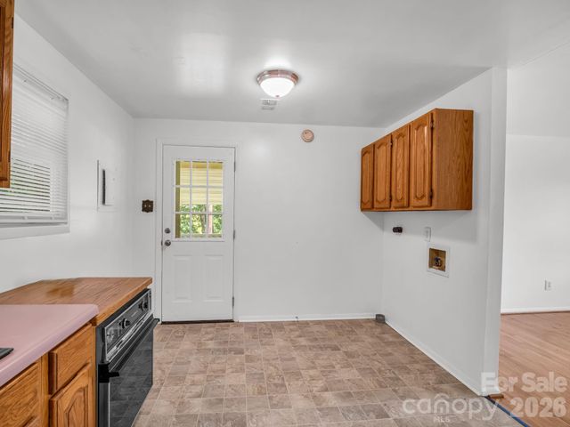 617 Harris Henrietta Road, Forest City, NC 28043