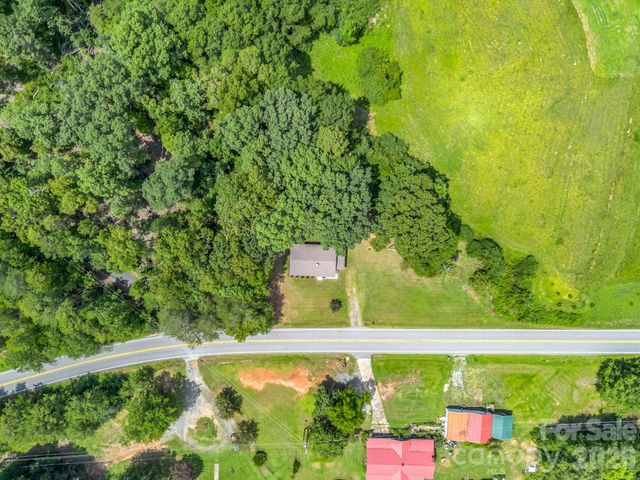 617 Harris Henrietta Road, Forest City, NC 28043