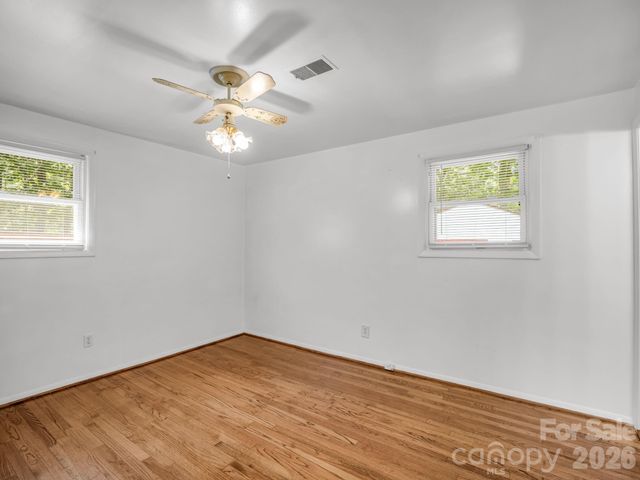 617 Harris Henrietta Road, Forest City, NC 28043