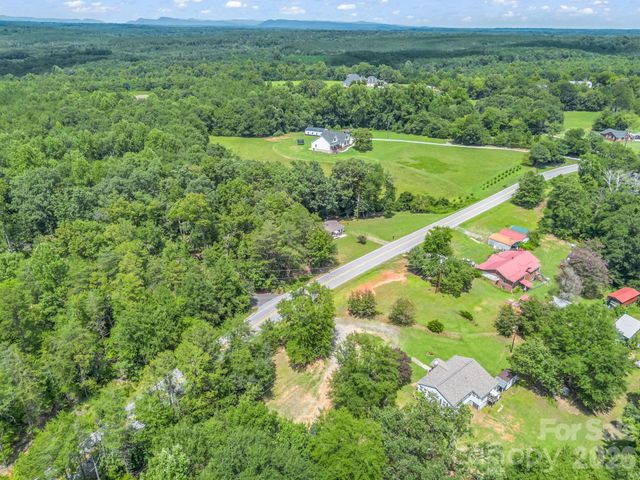 617 Harris Henrietta Road, Forest City, NC 28043