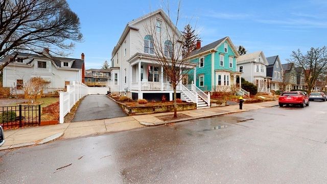 14 Holbrook St 1, Boston, MA 02130