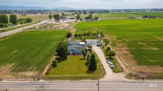 900 S Robinson Road, Nampa, ID 83687