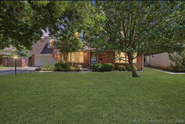 4631 S Maplewood Avenue, Tulsa, OK 74135