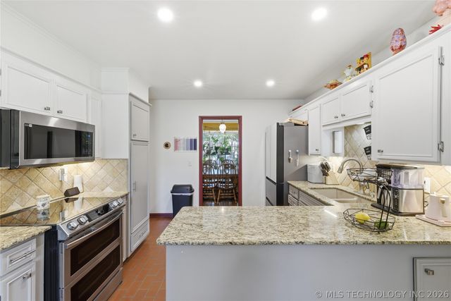 4631 S Maplewood Avenue, Tulsa, OK 74135