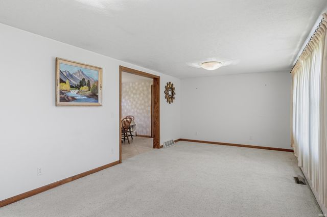 13810 Lafayette Center Road, Roanoke, IN 46783