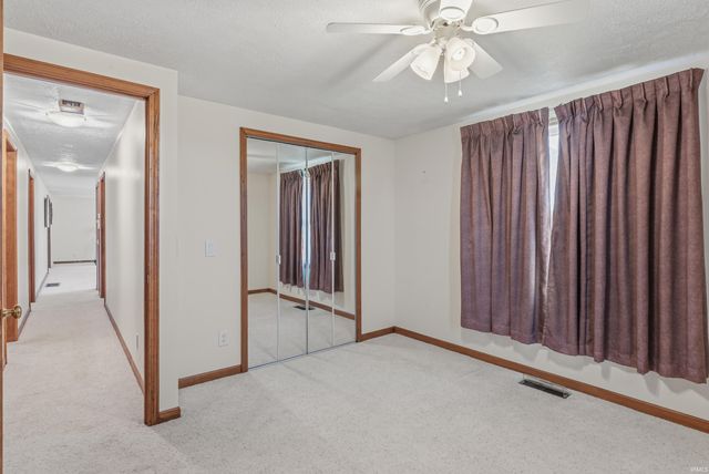 13810 Lafayette Center Road, Roanoke, IN 46783