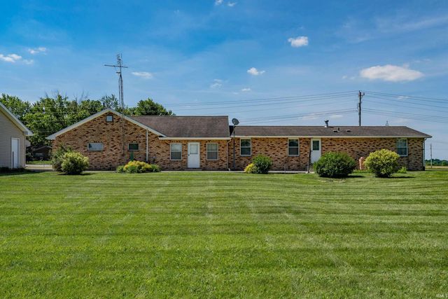 13810 Lafayette Center Road, Roanoke, IN 46783