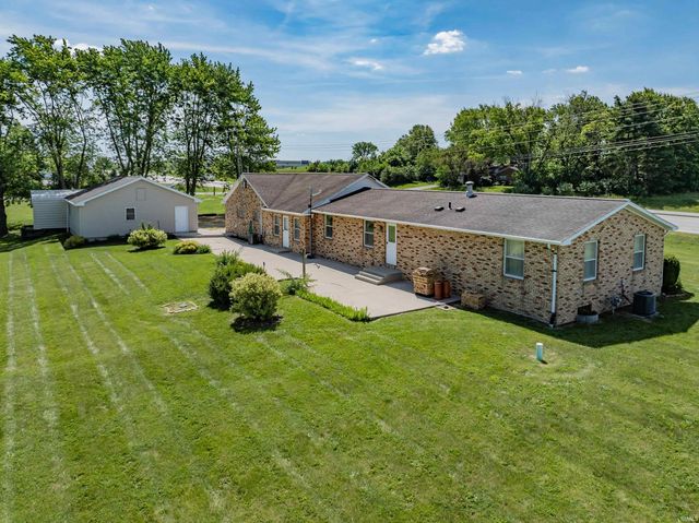 13810 Lafayette Center Road, Roanoke, IN 46783