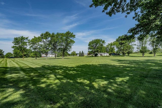 13810 Lafayette Center Road, Roanoke, IN 46783