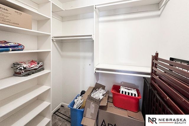 2924 Blackhawk Circle, Bellevue, NE 68123