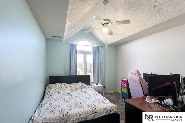 2924 Blackhawk Circle, Bellevue, NE 68123