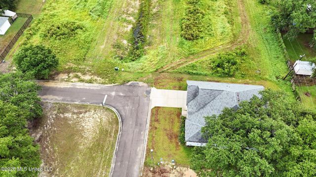 127 Le Moyne Street, Bay Saint Louis, MS 39520