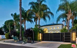 5170 Gloria Avenue, Encino, CA 91436