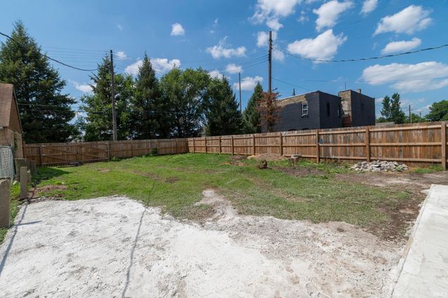 415 Harris Street, South Bend, IN 46619