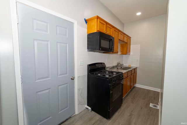 415 Harris Street, South Bend, IN 46619