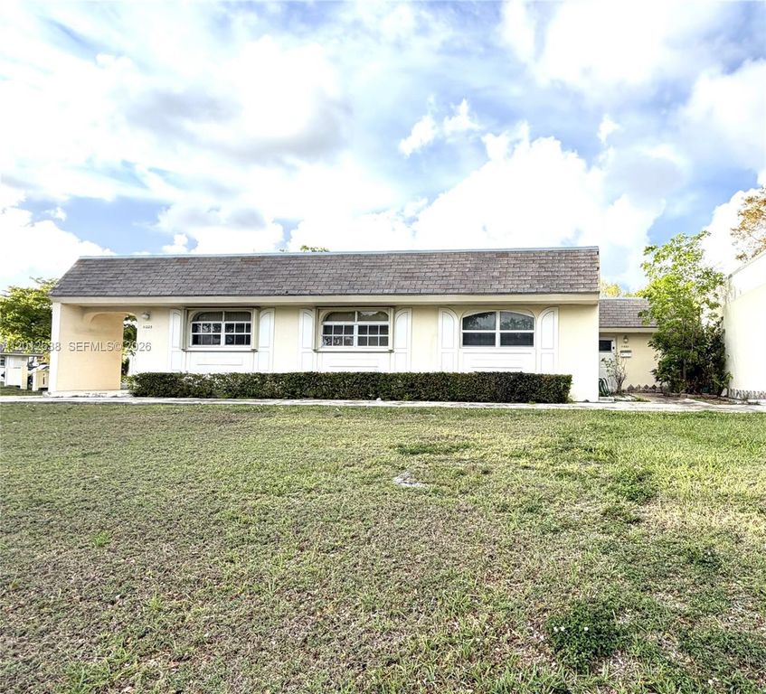 11223 SW 170th Terrace V4132, Miami, FL 33157