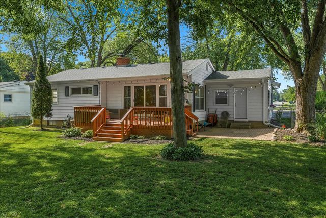 4606 Willow Lane, Mchenry, IL 60050