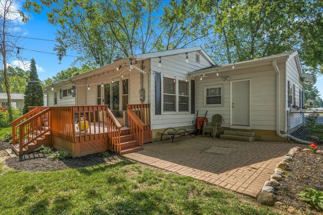 4606 Willow Lane, Mchenry, IL 60050