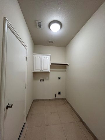 4116 Binley Drive, Richardson, TX 75082