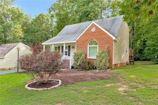 7100 Deer Thicket Dr, Midlothian, VA 23112