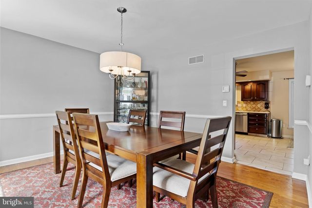 3812 LEYLAND DR, Mechanicsburg, PA 17050