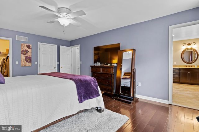 3812 LEYLAND DR, Mechanicsburg, PA 17050