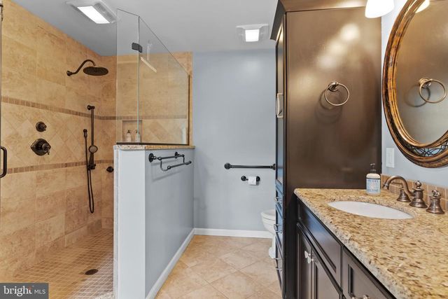 3812 LEYLAND DR, Mechanicsburg, PA 17050