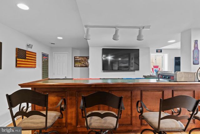 3812 LEYLAND DR, Mechanicsburg, PA 17050