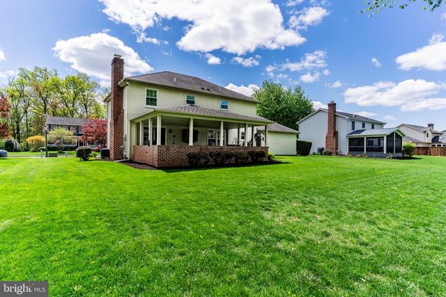 3812 LEYLAND DR, Mechanicsburg, PA 17050