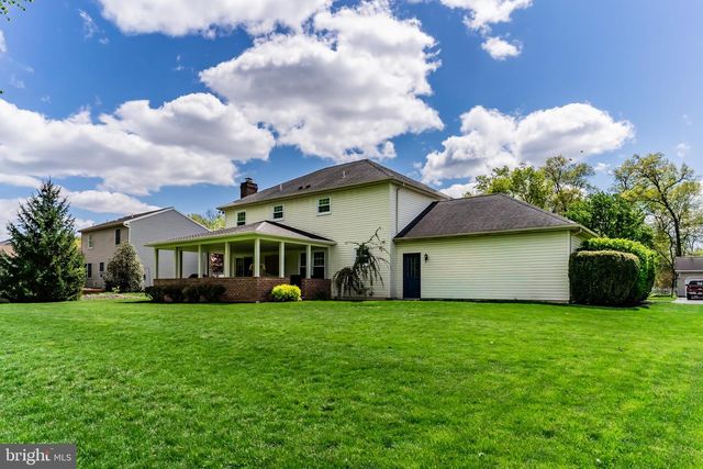 3812 LEYLAND DR, Mechanicsburg, PA 17050