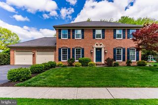 3812 LEYLAND DR, Mechanicsburg, PA 17050
