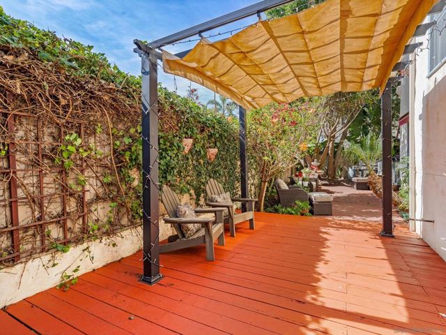 7337 Draper Ave, La Jolla, CA 92037