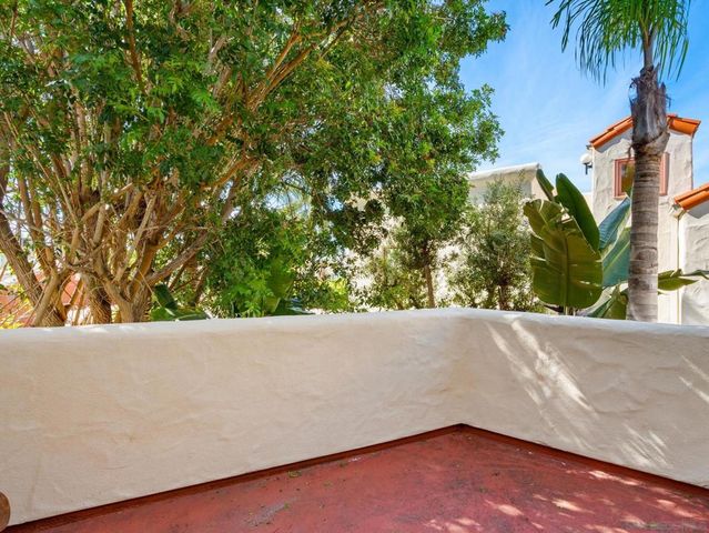 7337 Draper Ave, La Jolla, CA 92037