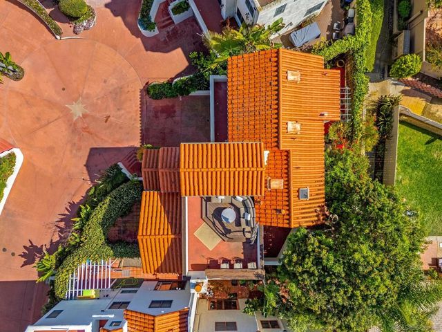 7337 Draper Ave, La Jolla, CA 92037