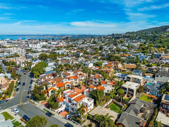 7337 Draper Ave, La Jolla, CA 92037