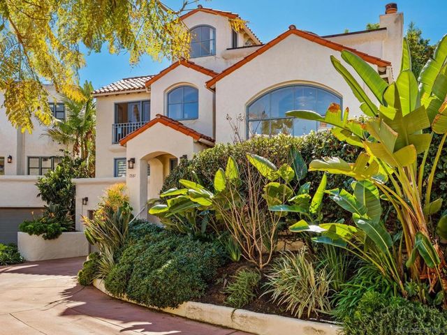 7337 Draper Ave, La Jolla, CA 92037