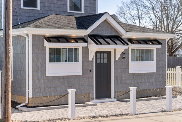 44 Hartford Avenue, Old Lyme, CT 06371