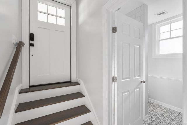 44 Hartford Avenue, Old Lyme, CT 06371