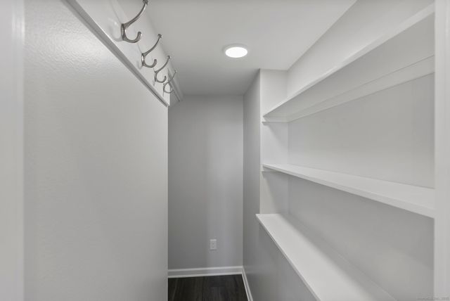 44 Hartford Avenue, Old Lyme, CT 06371