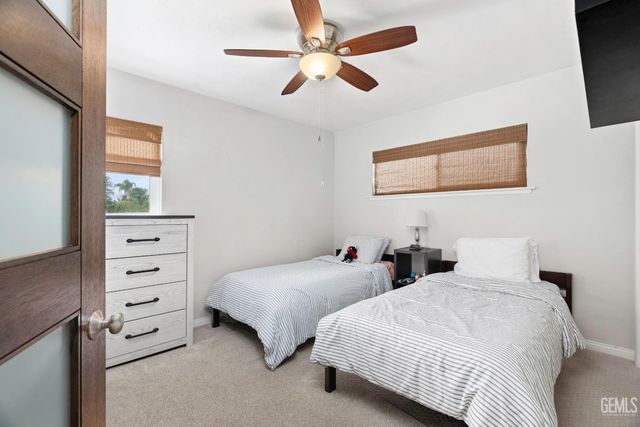 1309 Shattuck Avenue, Bakersfield, CA 93305