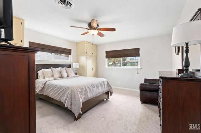 1309 Shattuck Avenue, Bakersfield, CA 93305