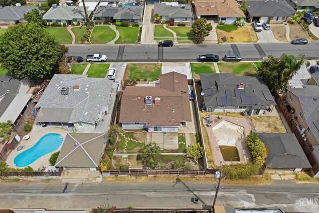 1309 Shattuck Avenue, Bakersfield, CA 93305